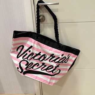 victoria’s secret กระเป๋าสะพายใบใหญ่ ของแท้💯%