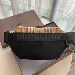 BUR//BER//RY FRAGRANCES BELT BAG VIP GIFT WITH PURCHASE (GWP)  Code:B2D225466 แบรนด์แท้ 100% งาน Outlet