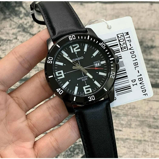 นาฬิกา Casio แท้ 100% รุ่น MTP-VD01BL-1B นาฬิกาผู้ชายสายหนัง สีดำ ของแท้ 100% รับประกันสินค้า 1 ปีเต็ม