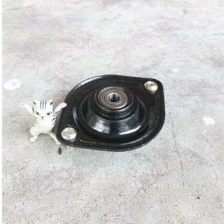 เบ้าโช้ค หน้า Daihatsu Charade G11 83-88 [48609-87704-000] เทียม.