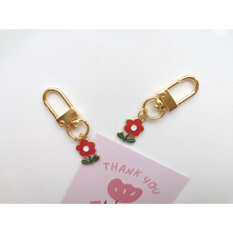New Item พวงกุญแจดอกไม้ Red