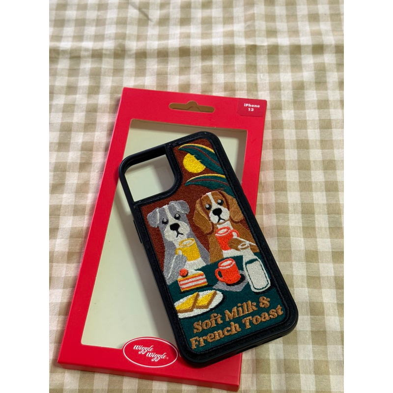 เคส iphone13 wiggle wiggle มือสอง