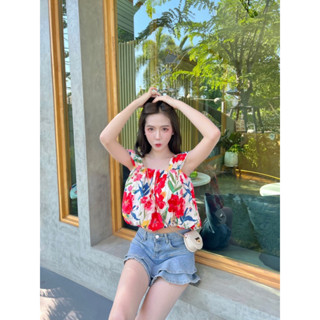 Floral fever. 🌸 สถานะ: พร้อมส่งจากไทย เสื้อ กล้ามบอลลูน ลายดอกเกาหลี น่ารักมากๆๆๆๆๆ ใส่สบาย