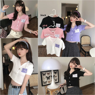 COD พร้อมส่ง 💜CT9549💜 เสื้อยืดคาร์ดิแกนถักคาร์ดิแกน ตัวเล็กแขนสั้น ติดกระดุมด้านหน้า ผ้าไหมพรม free size