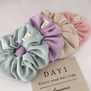 DAY 1 scrunchies โดนัทมัดผม ยางรัดผม size M