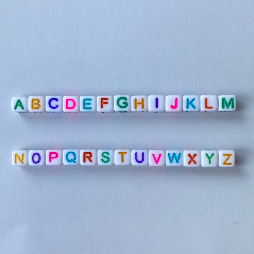 ลูกปัดตัวอักษรABC ขนาด6มิล เลือกอักษรได้ ลูกปัดพลาสติก ลูกปัดอะคริลิก ลูกปัดภาษาอังกฤษ ลูกปัด DIY  ลูกปัดพาสเทล Handmade
