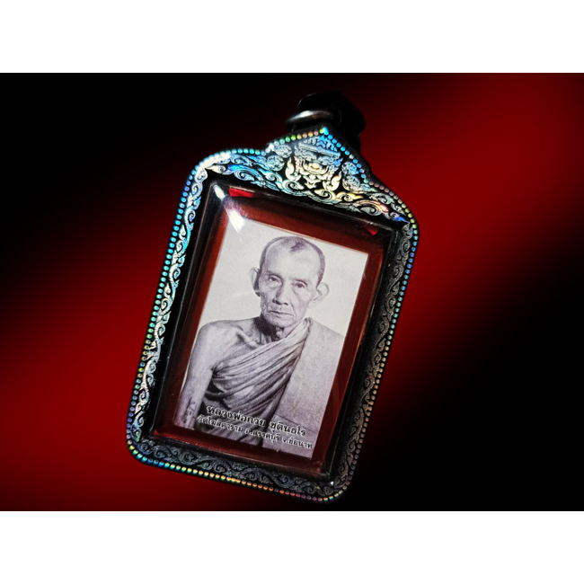 ก04ลายหนุมาน กรอบพระ รูปถ่ายหลวงพ่อกวย วัดโฆสิตาราม ปี 58 / 59 / 61 / 62 / 63 / 64 / 65 / 66 ใส่ได้ท