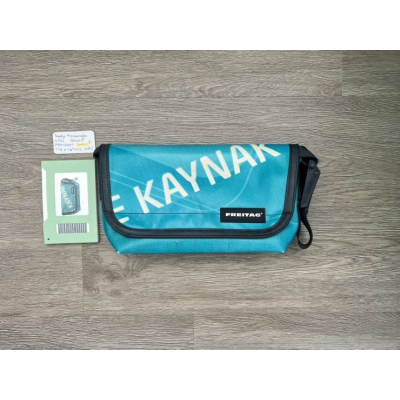 Freitag Hawaii ตัวอักษร