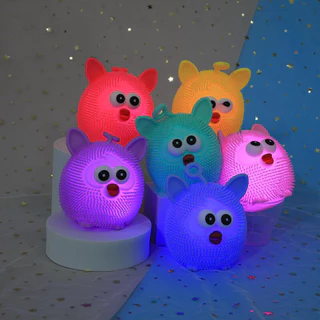 ตุ๊กตาหมี เฟอร์บี้ เม่น ของเล่น มีไฟ LED รูปการ์ตูน ของเล่นสําหรับเด็ก ที่บีบ ผ่อนคลายกล้ามเนื้อลูกบอลยางนุ่ม บอลเด้ง