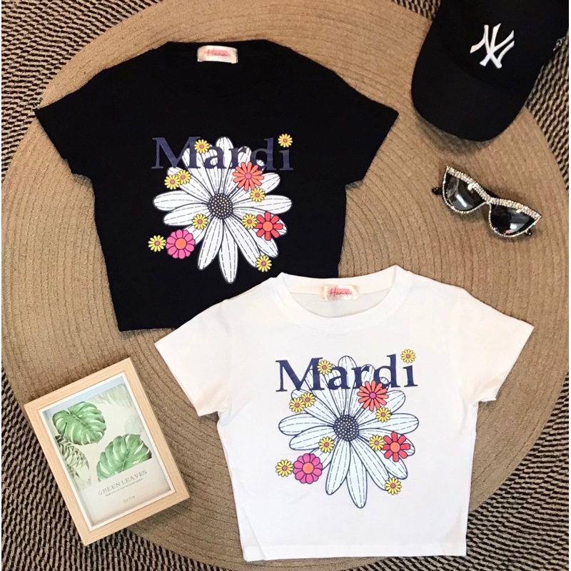 เสื้อครอปแขนสั้นสกรีนลายMardi มี 2 สี ดำ ขาว