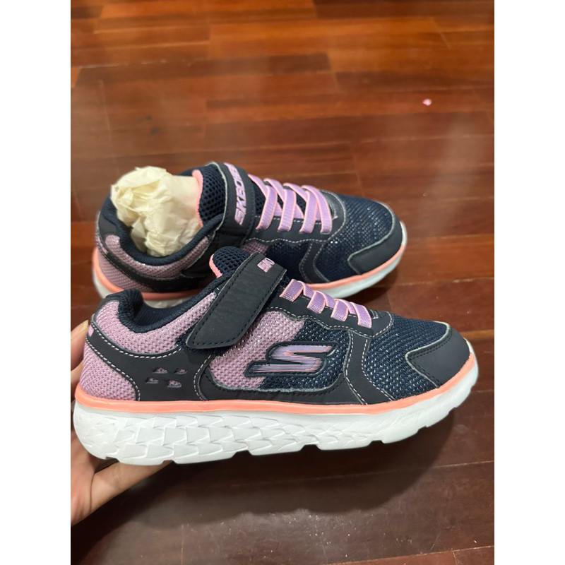 รองเท้าผ้าใบเด็ก Skechers มือสอง Size 20cm