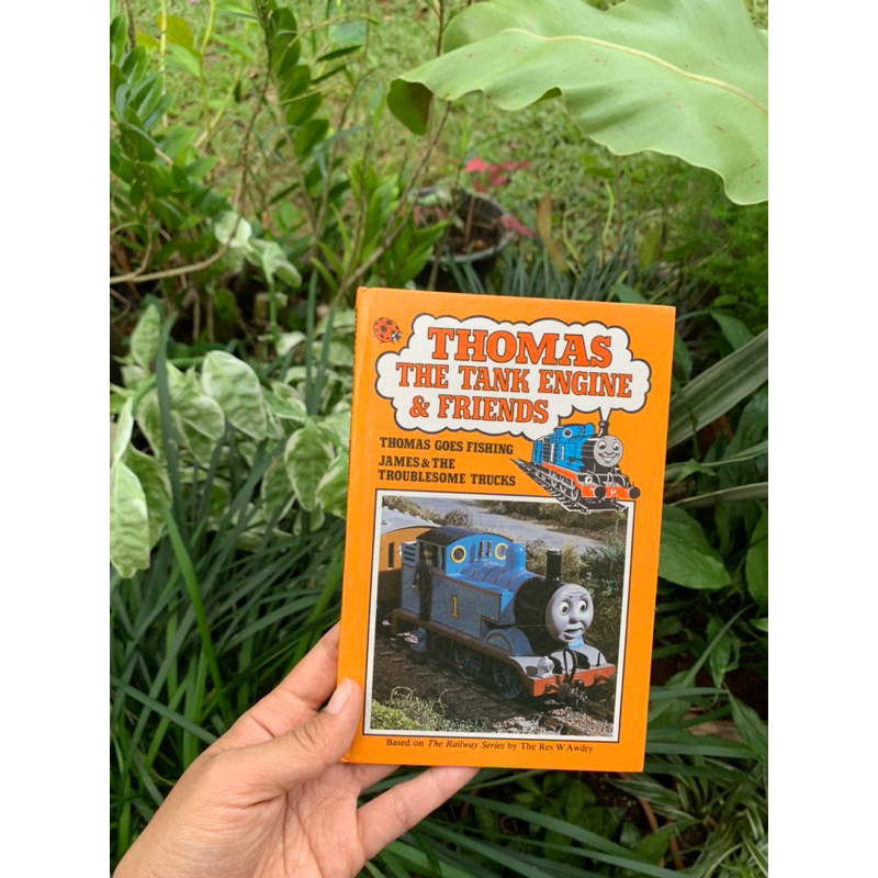 หนังสือการ์ตูน Thomas The Tank Engine & Friends.