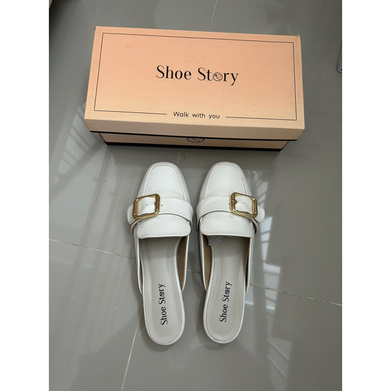 รองเท้า Shoe Story รุ่น Rika Groove สีขาว เบอร์ 38 (มือสอง)