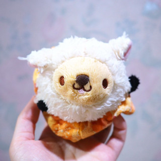 ตุ๊กตาแกะใส่กระโปรง ตุ๊กตามือสอง