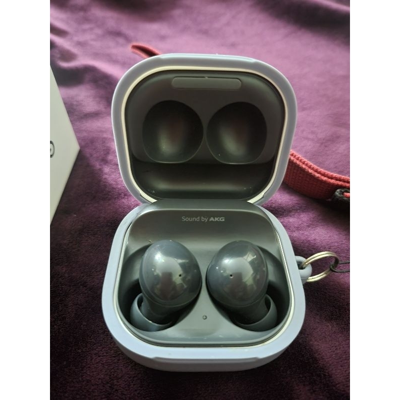 หูฟัง galaxy buds 2 (มือสอง)