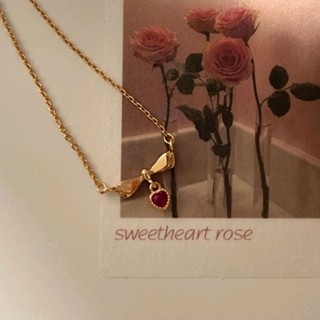 𝐋𝐀𝐃𝐘.𝐋𝐔𝐗𝐔𝐑𝐘 - ✨🪞🌹Sweet Heart rose.🌹✨14K gold palted สร้อยคอจี้ทับทิม สร้อยคอเงินแท้ ชุบทอง14K📿