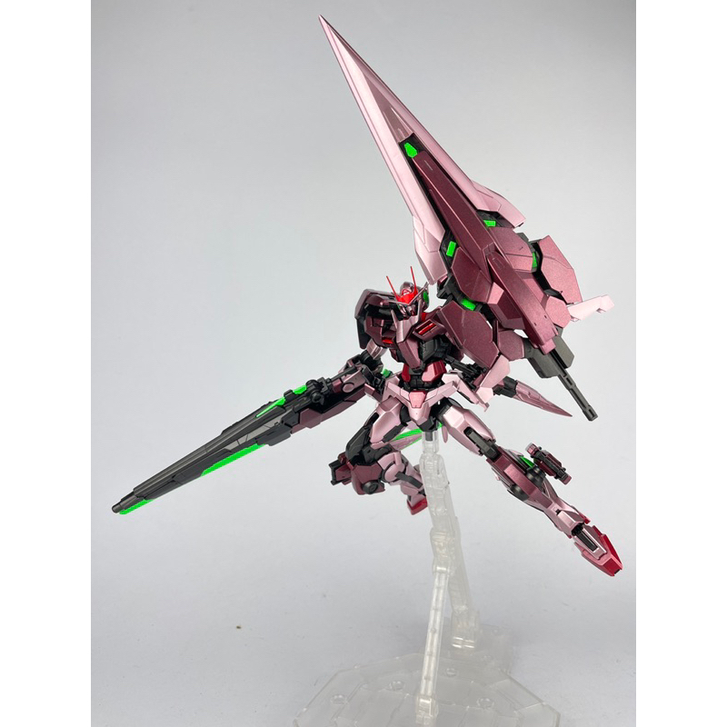 งานทำสีพิเศษ MG 1/100 OO SEVEN SWORD/G TRANS-AM MODE (GREEN NEON)