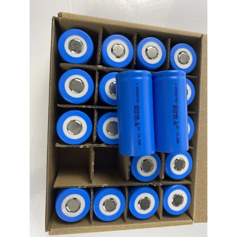 แบตเตอรี่ LiFePO4 แบบขั่วเรียบลิเธียมฟอสเฟต 32700(6000mah)