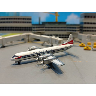 โมเดลเครื่องบิน [GJ2136] 1:400 National L-188A Electra N5017K