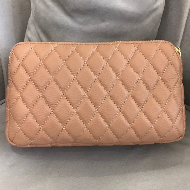 กระเป๋าหนังแท้  C Triple Bag