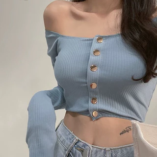 DODO*พร้อมส่ง*เสื้อปาดไหล่แขนยาว ตกแต่งด้วยกระดุมสีพิ้งโกล(5691)