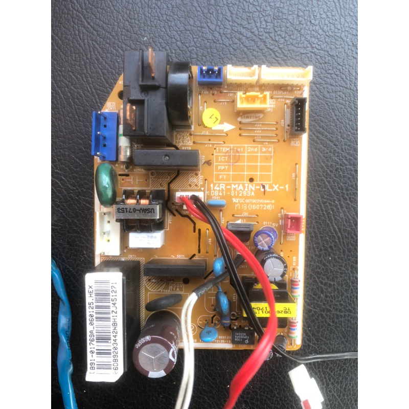 แผงวงจรแอร์คอยล์เย็นSAMSUNG (อินเวอร์เตอร์)รุ่นAR10MYFHBWKN/14R-MAIN-DLX-1สินค้ามือสองใช้งานได้100%