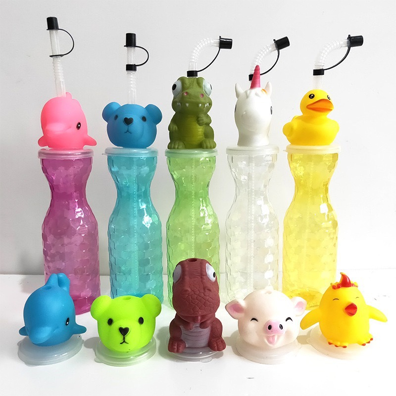 ขวดน้ำการ์ตูน กระบอกน้ำไดโนเสาร์ การ์ตูน500ML แก้วน้ำการ์ตูน กระต่าย ผลไม้ ขวดน้ำพลาสติก แก้วน้ำแฟนซี ขวดสี