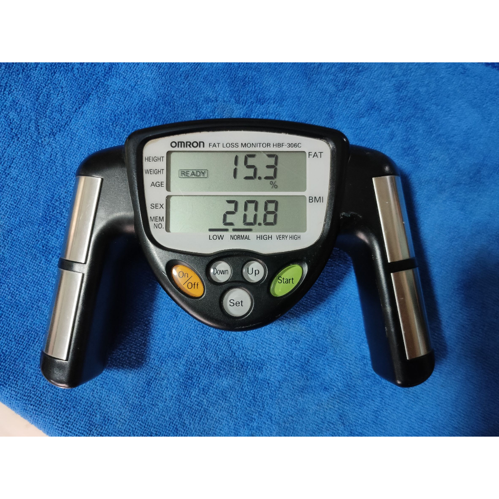 เครื่องวัดไขมัน ( Body Fat Monitor ) OMRON รุ่น HBF-302/HBF-304 /HBF-306C