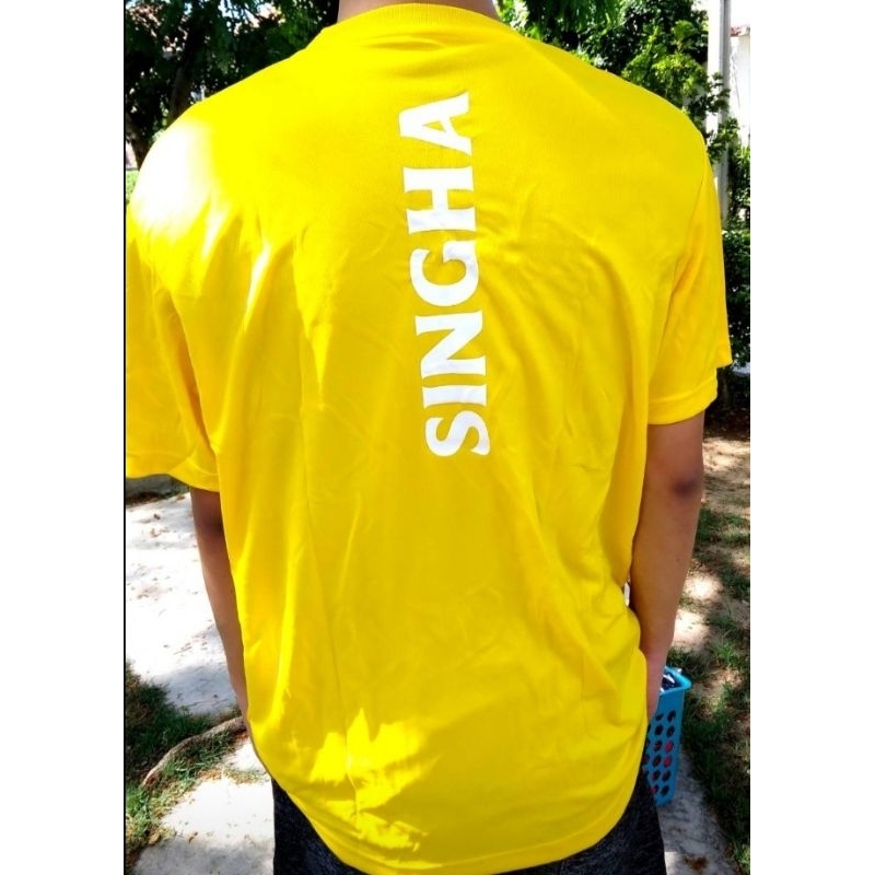 เสื้อยืดคอกลมสิงห์ สีขาว ,  สีเหลือง  ทำจากผ้า cotton อย่างดี