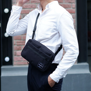 [ใช้โค้ด  SEPMLB ลดทันที 65.-] MLBR EXPLORER belt bag กระเป๋าคาดอก คาดเอว