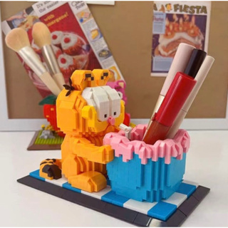 ตัวต่อนาโน Size Jumbo - Balody 18450 Garfield Pen Holder 1783pcs