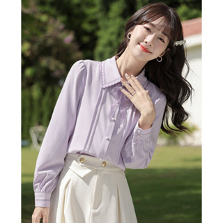 พร้อมส่ง : เสื้อเชิ้ตคอปกสีม่วงติดโบว์ประดับมุก[G39]