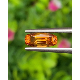 พลอย บุษราคัม yellow sapphire 1.49 กะรัต (Cts.) พลอยแท้ อัญมณีมงคลประจําวันเกิด เครื่องประดับพลอย