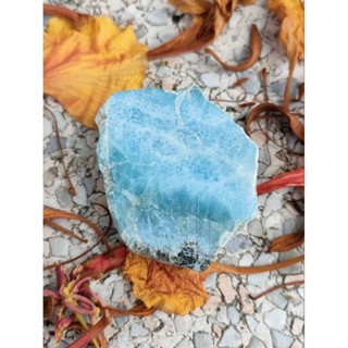 ลาริมาร์ ( Larimar ) น้ำทะเลบนก้อนหิน ✨แผ่นตัดบาง ขัดเรียบ ไม่ขัดเงา ลายสวย สีฟ้า เหมือนลายน้ำทะเล  ขนาด 42 กรัม