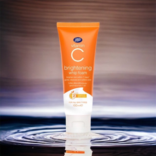 BOOTS VITAMIN C บู๊ทส์ วิตามิน ซี ไบร์ทเทนนิ่ง วิป โฟม  100 มล