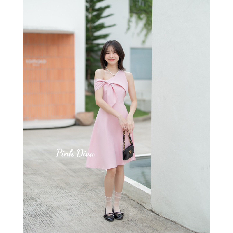 เดรสบ่าเดี่ยว #Juliadress #K94 เดรสออกงาน เพื่อนเจ้าสาว งานหมั้น by Pink Diva