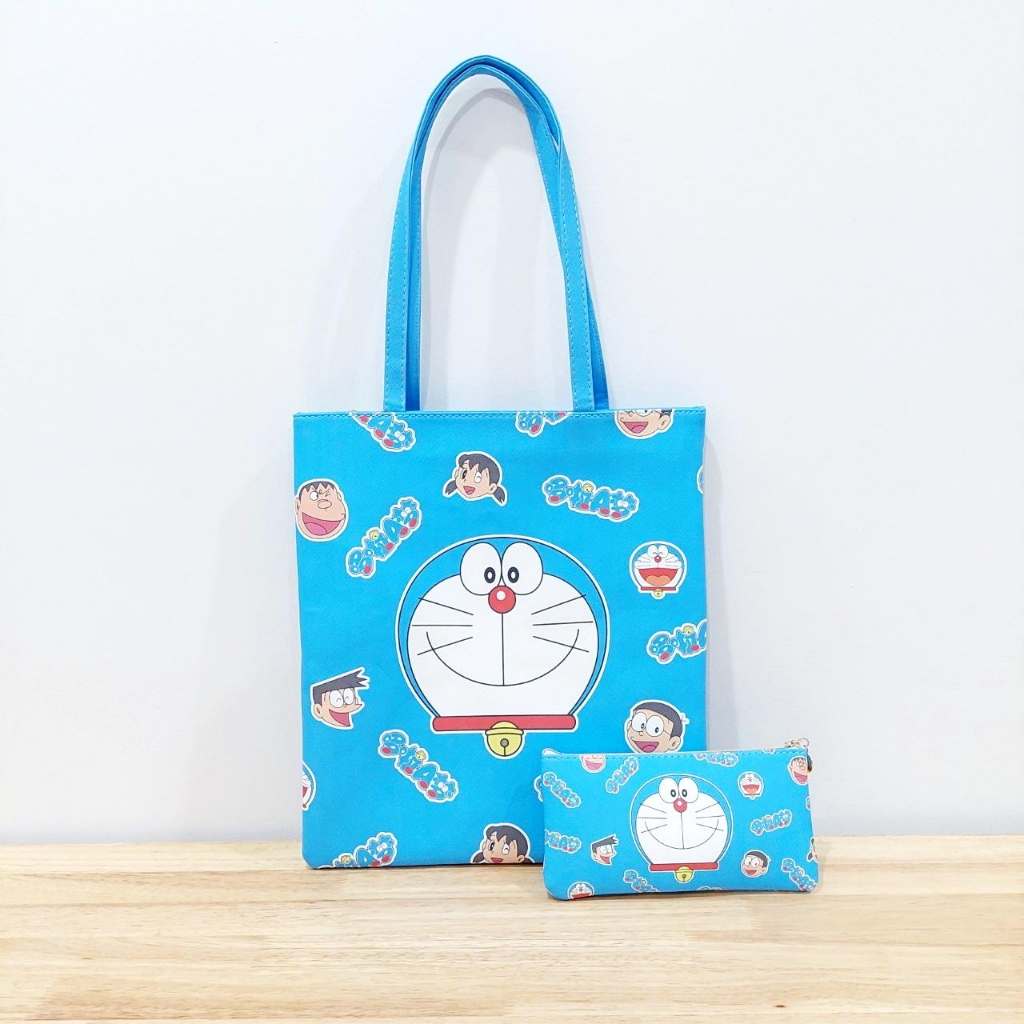 seasonshop  กระเป๋าสะพายข้าง ลายการ์ตูน โดเรม่อน กระเป๋าแคร์แบร์ งานหนัง 1 แถม1 มีซิป มีซับด้านในอย่างดี ส่งจากไทย