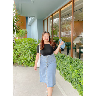 เสื้อปาดไหล่ผ้าร่องสีดำ อก34-46” Black Off-Shoulder โค้ด 𝐁𝐏𝟏𝟎𝟎𝐏𝐀𝐘 ลด 25%