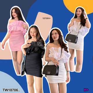 👗Pfashion [ส่งไวมาก🚛] P18706 เดรสสั้นเกาะอก แต่งระบายฟูช่วงอก ..