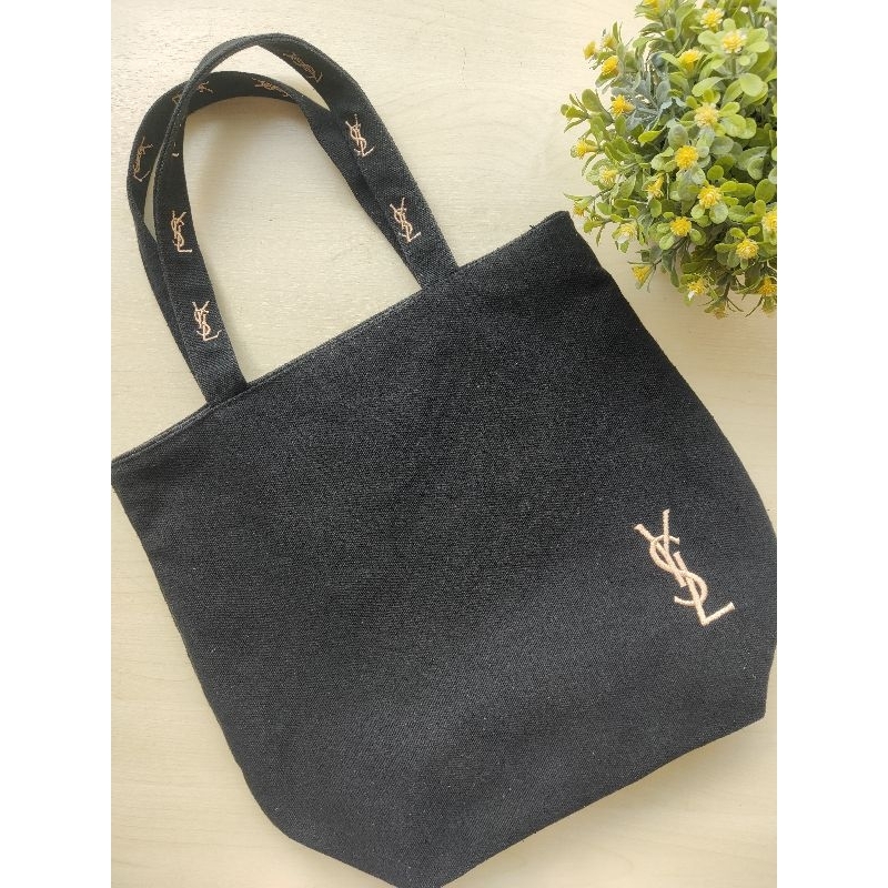 กระเป๋าสะพายมือสอง กระเป๋าสะพายข้าง กระเป๋า YSL Bag กระเป๋าผ้า กระเป๋าผ้าแคนวาส กระเป๋ามือสอง