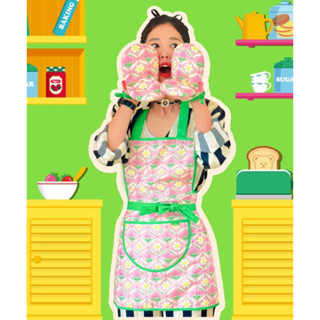 🩵Pre-order Wiggle Wiggle Kitchen Glove &amp;Apron Set🌼