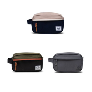 Herschel Supply กระเป๋าใส่สัมภาระแบบถือ รุ่น CHAPTER SMALL NEW CLASSICS 2023 (Seasonal Color)