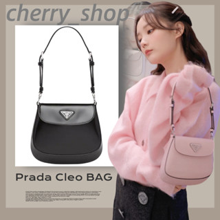 🍒พราด้า Prada Cleo กระเป๋าสะพายไหล่หนังเงาสำหรับผู้หญิง