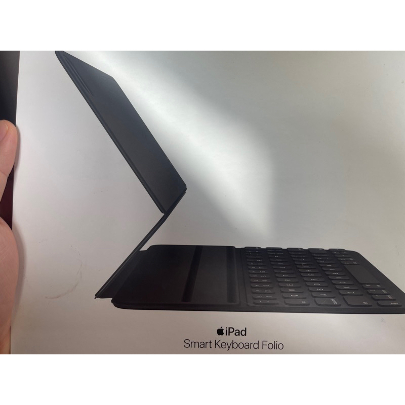 Smart Keyboard Folio for iPad Pro (11-inch) มือสอง