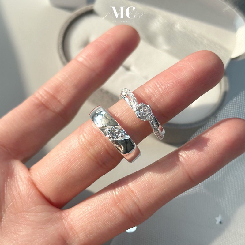 MCbrand.Jew ✅แหวนคู่สลักชื่อฟรี✨แหวนคู่เงินเเท้92.5%รุ่นCiloxAnisa(ราคานี้ได้2วง) มีใบรับประกัน แถมฟรีจิวเวลลี่สุดหรูและ