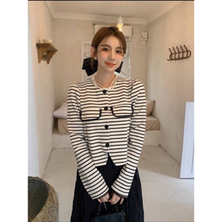 🍰🍦🍧เสื้อแขนยาวลายทาง งานหรูผู้ดีสุด งานฮิตสุดในตอนนี้  ทรงสวยใส่แล้วปังสุด