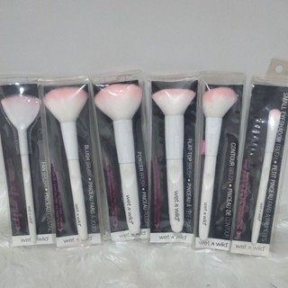 Wet n wild brush ขายเป็นอัน