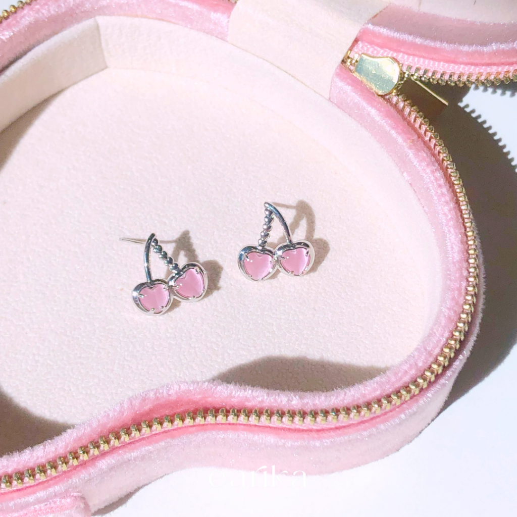 earika.earrings - taffy cherry ต่างหูเชอร์รี่สีชมพูขนาดใหญ่ก้านเงินแท้ ผิวแพ้ง่ายใส่ได้