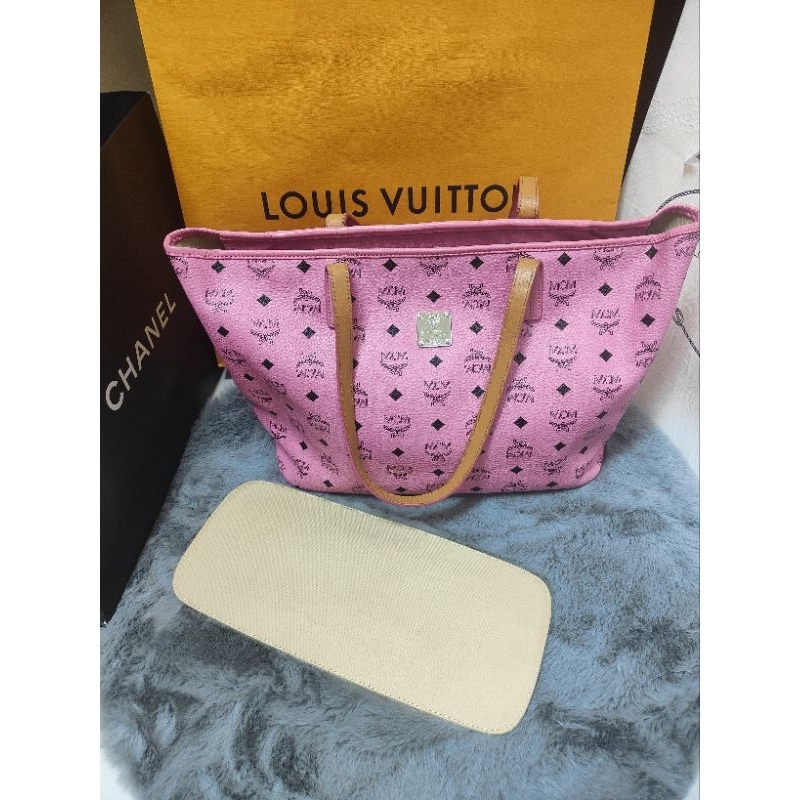 MCM 💯🩷 Lady pink shopping bag PM