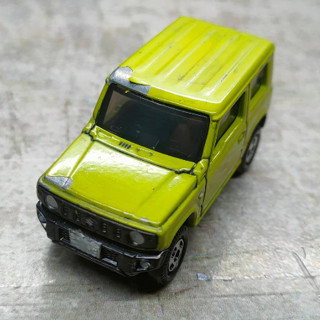 Tomica โมเดลรถเหล็กโทมิก้า  SUZUKI JIMMY  S = 1/57